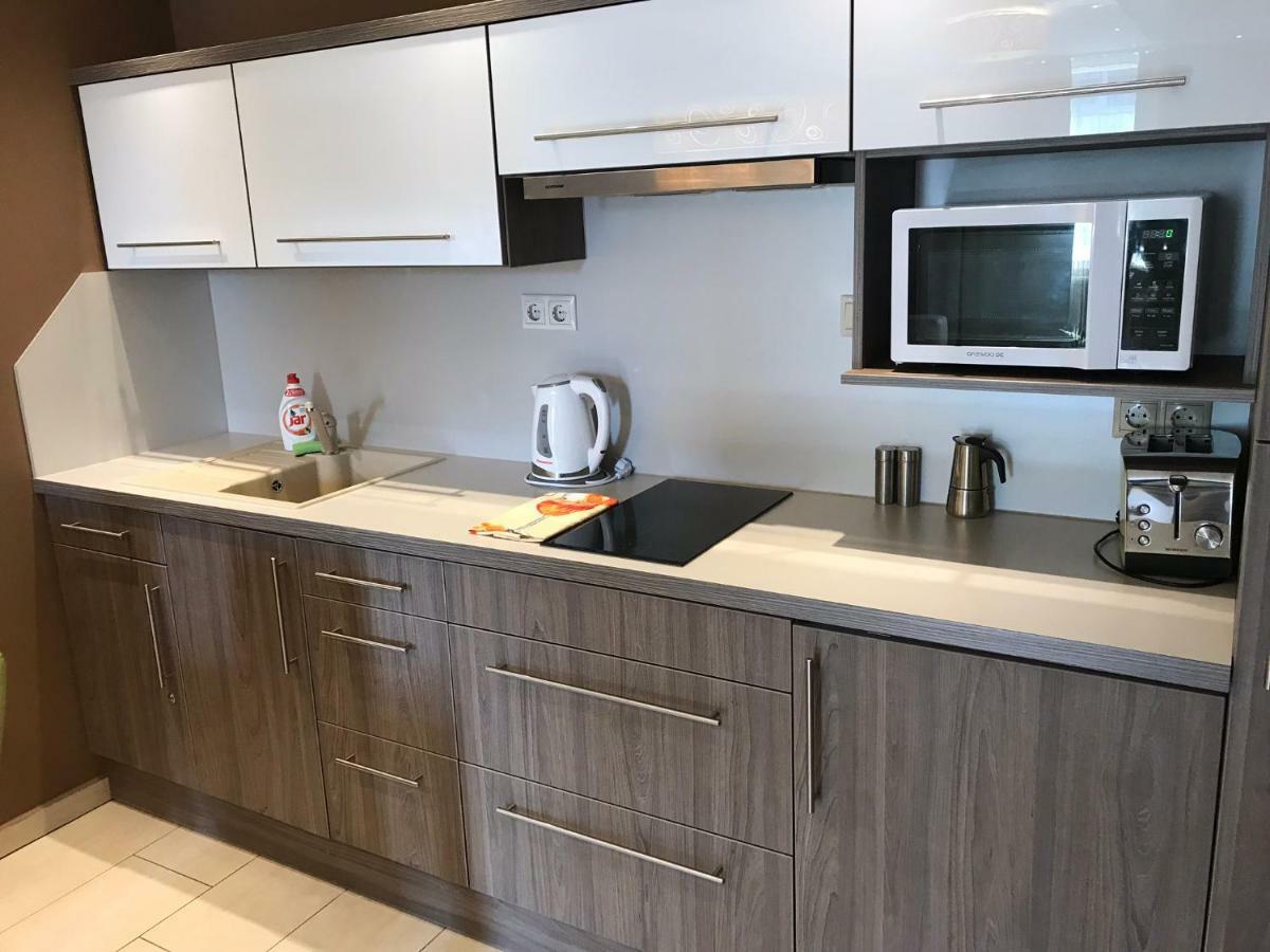 Platina Apartman Apartment Sarvar Ngoại thất bức ảnh